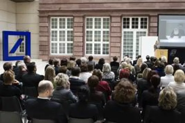 Bild: TALENTUM-Tagung bei der Deutschen Bank zur Berufsorientierung von Jugendlichen