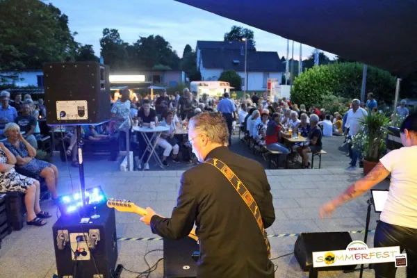 Bild: Kultband „Catfish“ begeisterte Sommerfest-Besucher in Achern