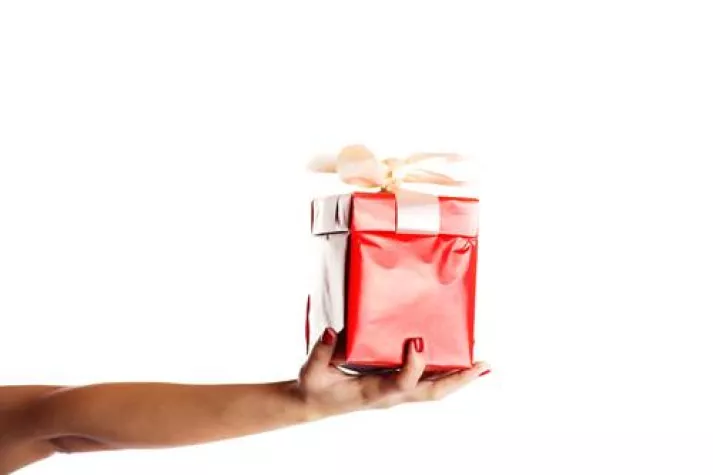 Bild: Bildagentur Pitopia und Geschenkpapier-Shop kooperieren