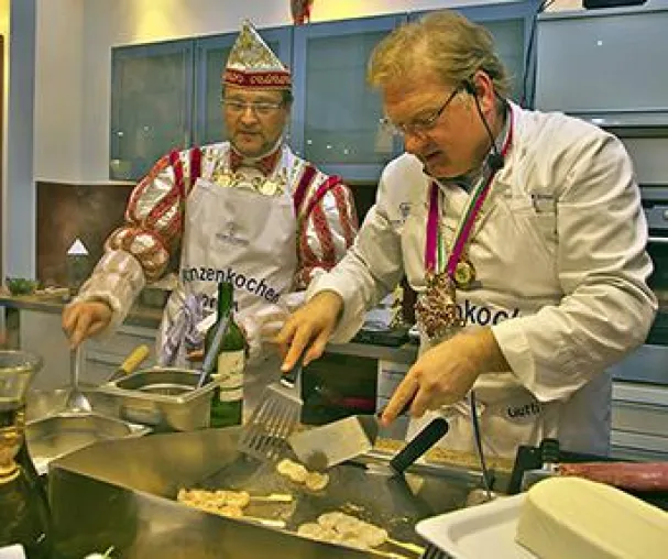 Prinzenkochen im EventKochstudio der FSGG: Die kulinarische Seite des Karnevals Bild: Prinzenkochen im EventKochstudio der FSGG: Die kulinarische Seite des Karnevals