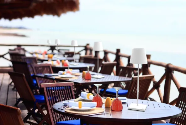 Produktneuheit wiederaufladbare kabellose Zafferano Tischleuchten Bild: Produktneuheit wiederaufladbare kabellose Zafferano Tischleuchten