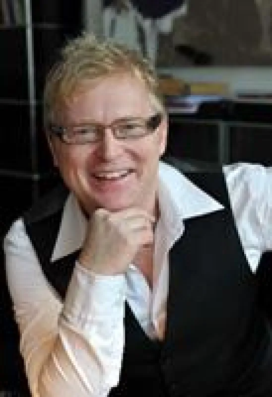 Dr. Sven Sebastian