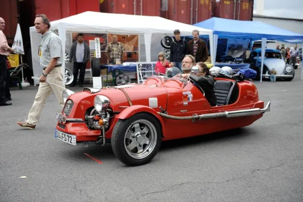 Bild: Frühlingsfest zugunsten des Beschäftigungshilfe-Projektes 2010