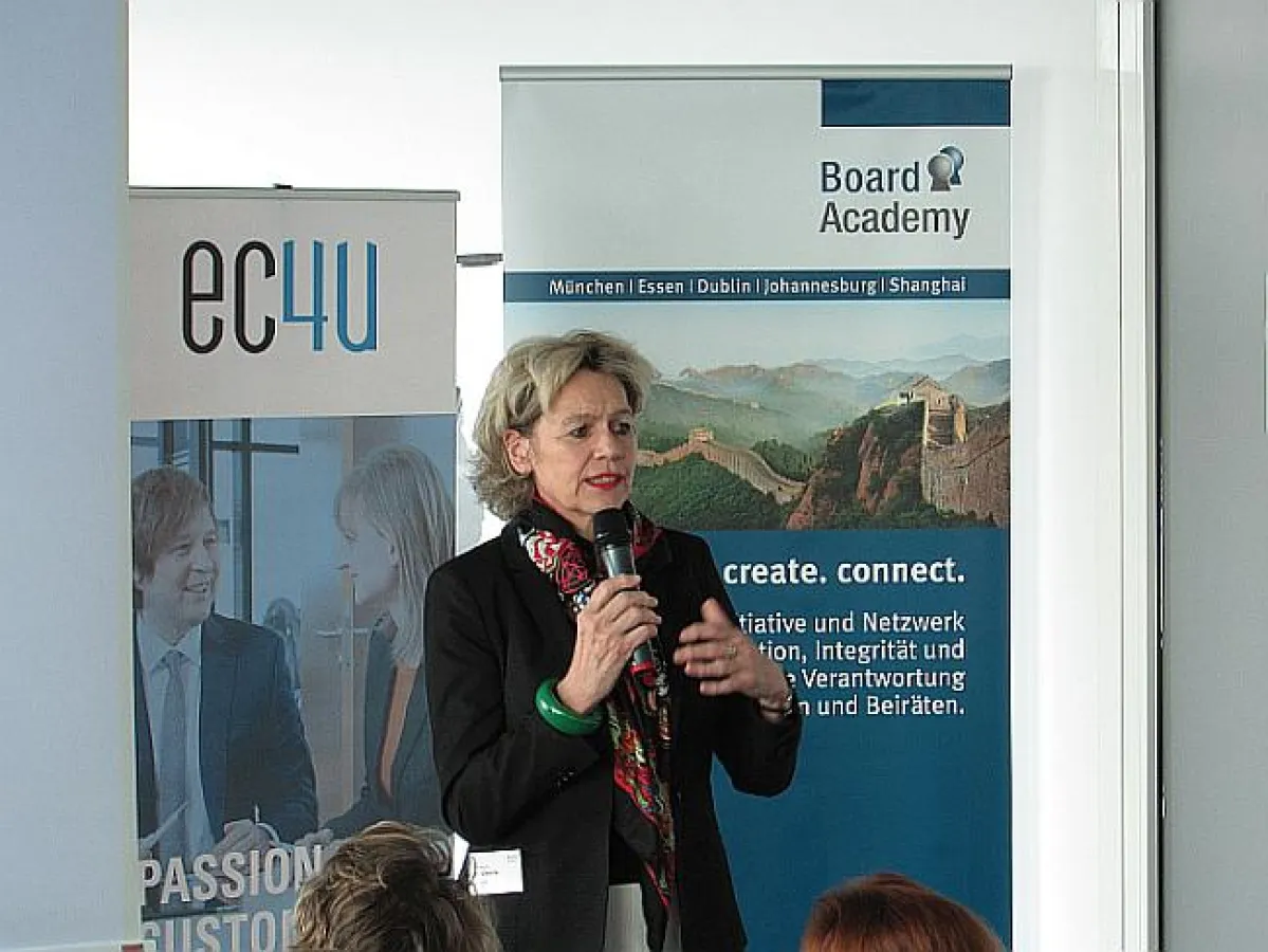 Director's Channel Gründerin Dr. Viktoria Kickinger beim Board Dialog