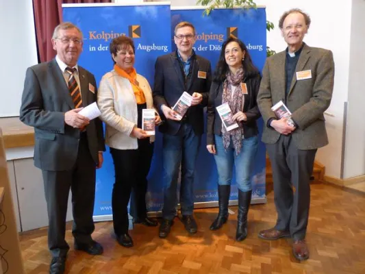 Fürsorge für Flüchtlinge gehört zum Selbstverständnis der Kirche Bild: Fürsorge für Flüchtlinge gehört zum Selbstverständnis der Kirche