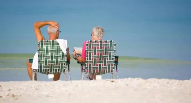 Bild: Rente: Reichen 700 Euro zum (über)leben