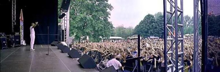 Bild: Hamburger Gymnasiasten freuen sich auf Musiker „2schneidig“