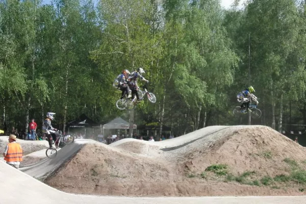 Bild: 3. Lauf zum BMX-Bayernpokal für den RC50 Erlangen ein Erfolg