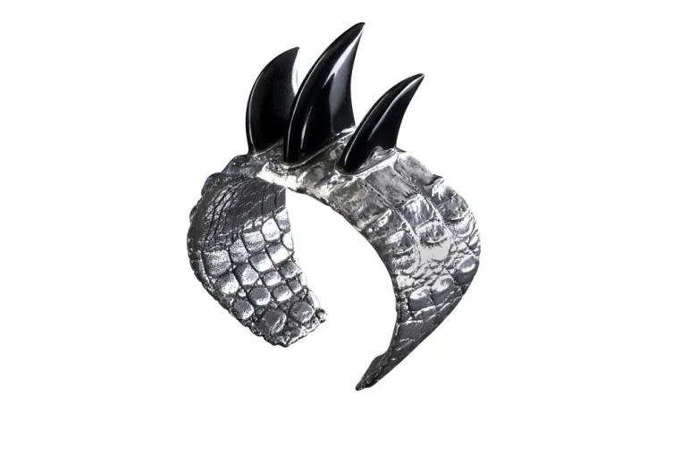 Kultschmuck von ElfCraft auf der Premium und beim legendären Underground Catwalk in Berlin Bild: Kultschmuck von ElfCraft auf der Premium und beim legendären Underground Catwalk in Berlin