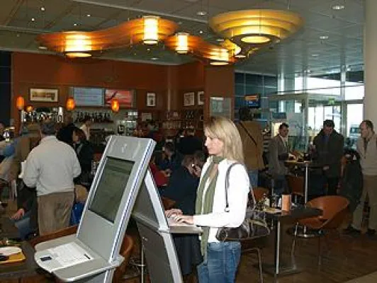 Bild: MoobiCent kooperiert mit Air Dolomiti am internationalen Flughafen München