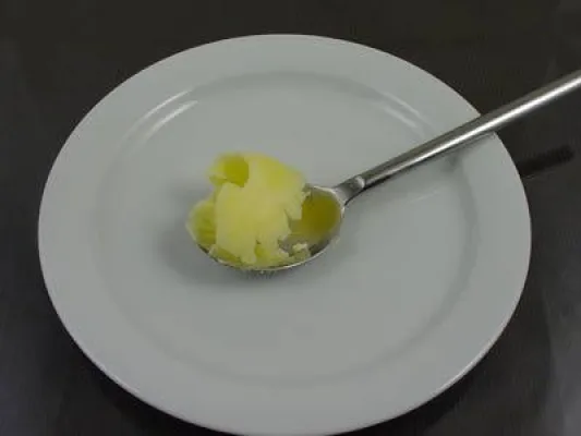 Bild: Ayurvedisches Ghee zum Braten