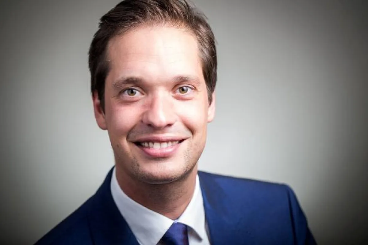 Johanes Höft -Senior Consultant Office Agency