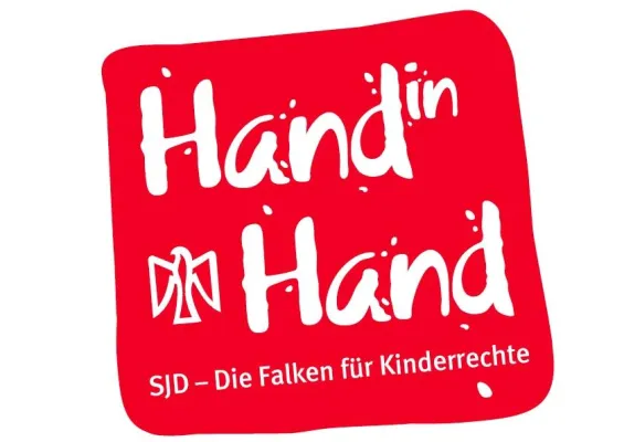 Bild: Hand in Hand für Kinderrechte - Falken beim Weltkindertag