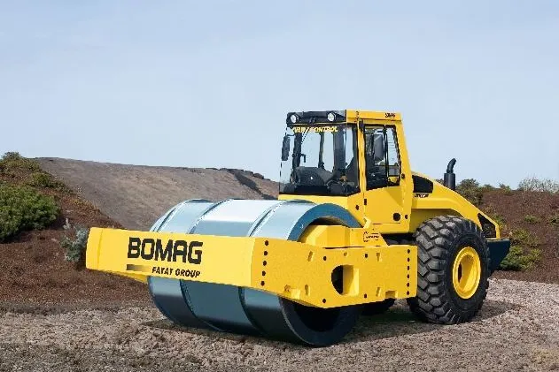 Bild: Economy - BOMAG Walzenzüge: Der schwerste Walzenzug der Welt