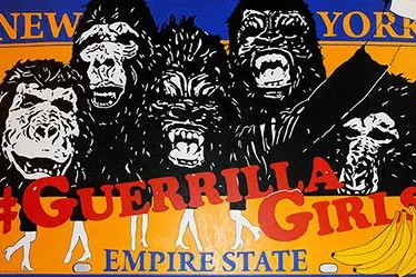 Bild: CAROLA PASCHOLD zeigt die Guerrilla Girls im Frauenmuseum Bonn.