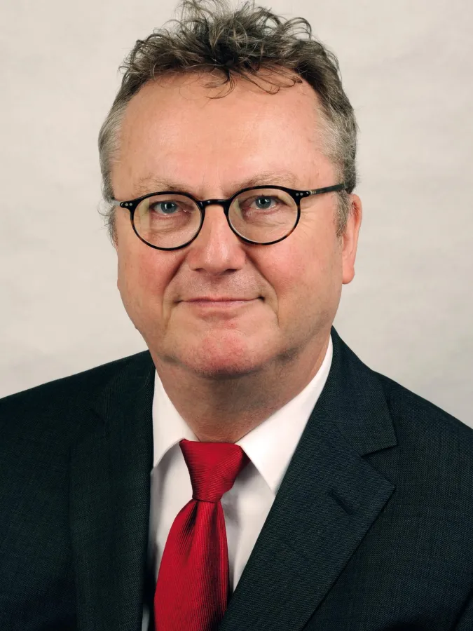 Geschäftsführer Dr. Werner Kunze verstärkt die Software-Entwicklung bei Acceed