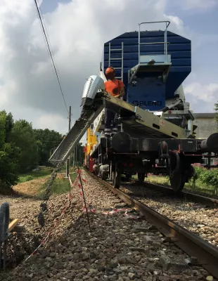 Bild: BLEND PLANTS: Luigi macht den Beton überall, sogar in der U-Bahn