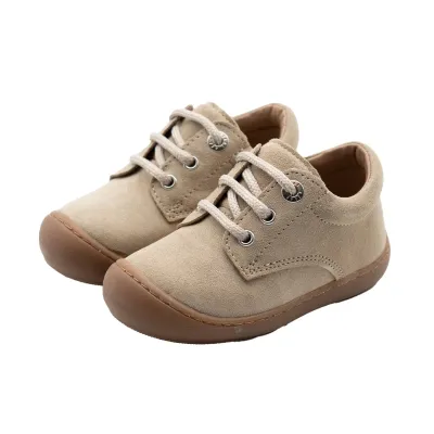 Petilou Kids Boutique bietet hochwertige Kinderschuhe aus Spanien und unterstützt wohltätigen Zweck Bild: Petilou Kids Boutique bietet hochwertige Kinderschuhe aus Spanien und unterstützt wohltätigen Zweck