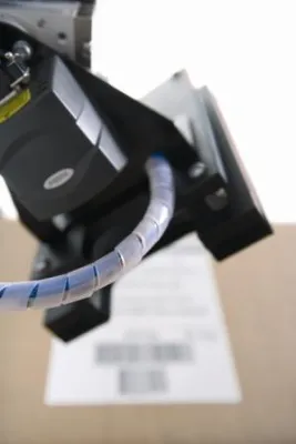 Bild: Bizerba präsentiert den Palettenetikettierer GLM-P 2S auf der DrinkTec 2009