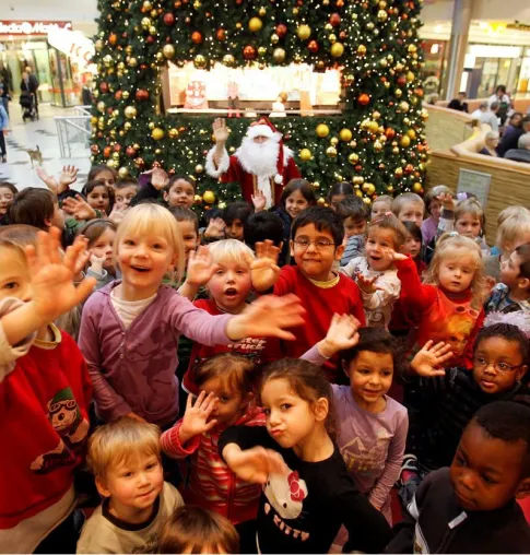 Bild: Erlebnisreiches Weihnachtsshopping in den Berliner "Gropius Passagen"