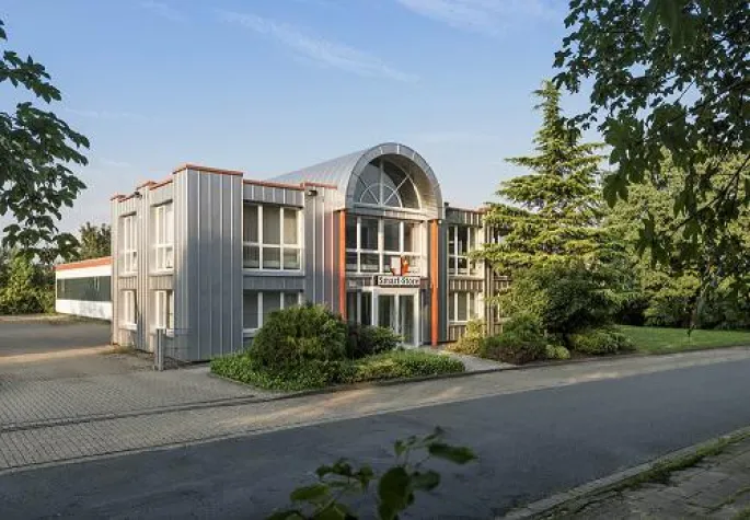 Bild: Deutschland erstickt in Aktenbergen