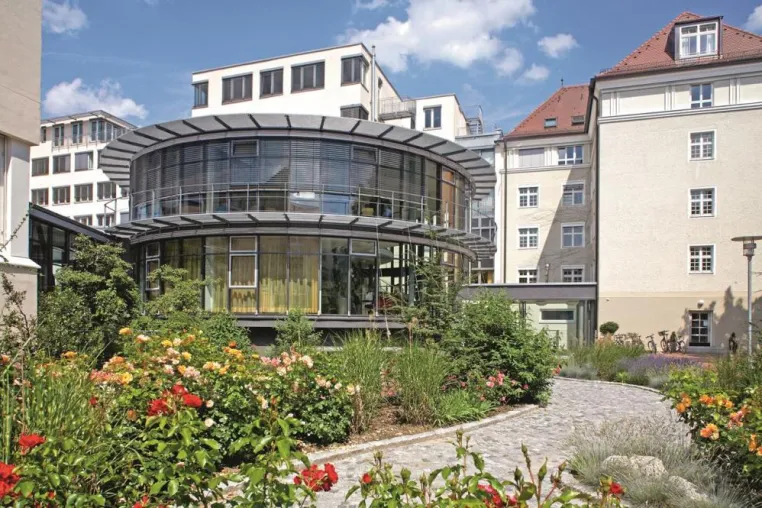 Bild: Zum Welt-Parkinson-Tag: Aktionstag in der Schön Klinik München-Schwabing am 13.4.
