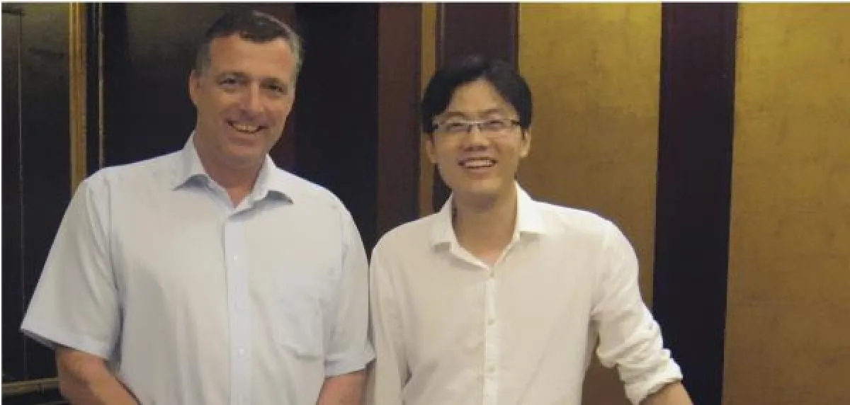 Sebastian Merkel (Manager Sales, Chrosziel) und Ivan Zhang, Geschäftsführer Shanghai Transvision