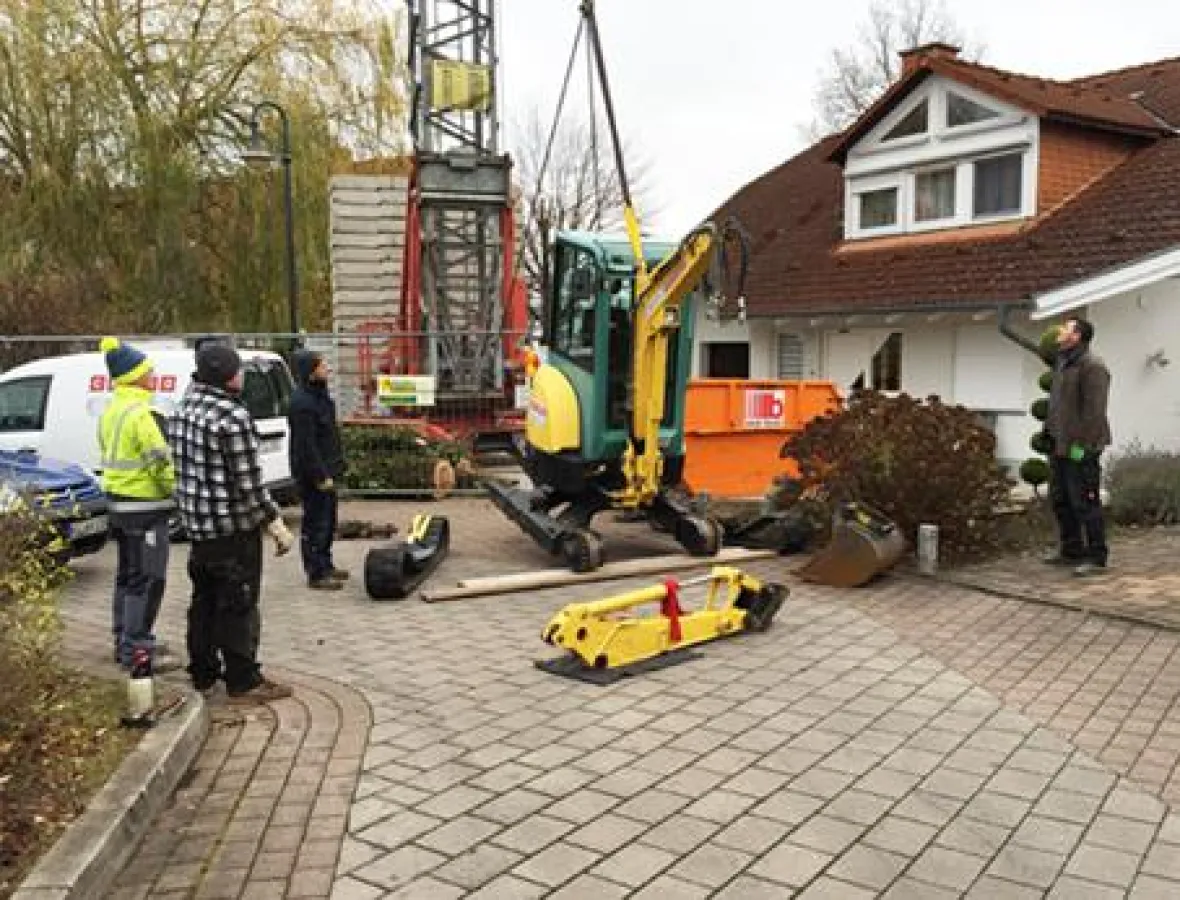 Dank Demontage einiger Teile verlor der Yanmar ViO 25 rund 500 kg Gewicht.