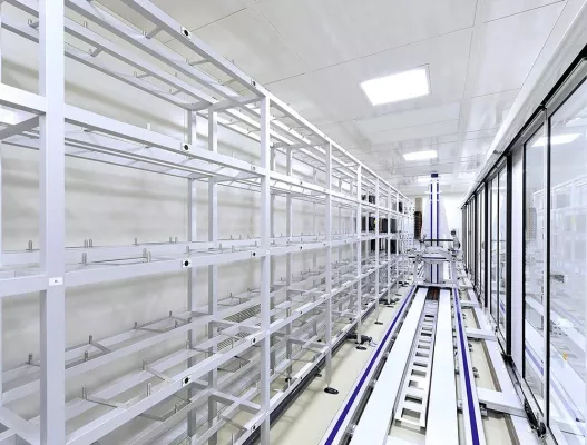 Bild: Der Reinraum – unendliche Sauberkeit…