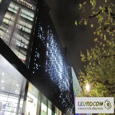 Bild: Lichtertanz in Frankfurt - Medienfassade der Zeilgalerie eingeweiht