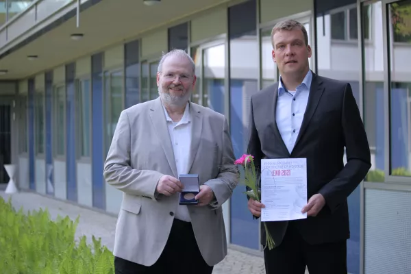 Bild: Hochpräzise Antriebe dürfen aus dem Vakuum