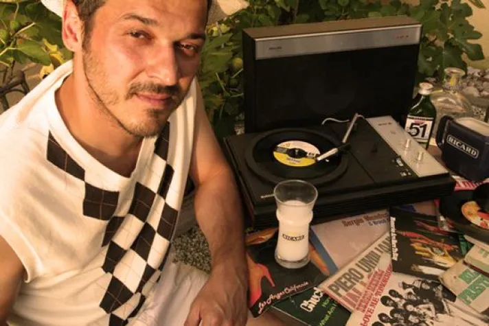 Bild: NEUERÖFFNUNG - Herr Preddy und HOKOHOKO eröffnen den Online-Musikshop "Chez Preddy"