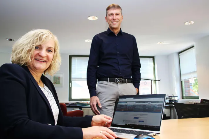 Online-Dienstleistungen im Rathaus konsequent digitalisieren Bild: Online-Dienstleistungen im Rathaus konsequent digitalisieren