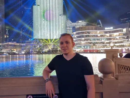 Bild: Adrian Wettig: Wer hinter dem Namen im E-Commerce wirklich steckt