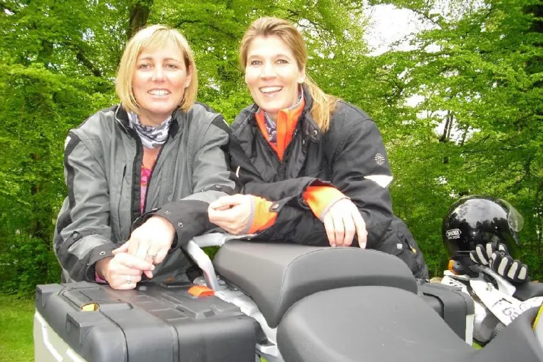 Veränderungsprozesse mit PS - Coaching und Motorradfahren Bild: Veränderungsprozesse mit PS - Coaching und Motorradfahren