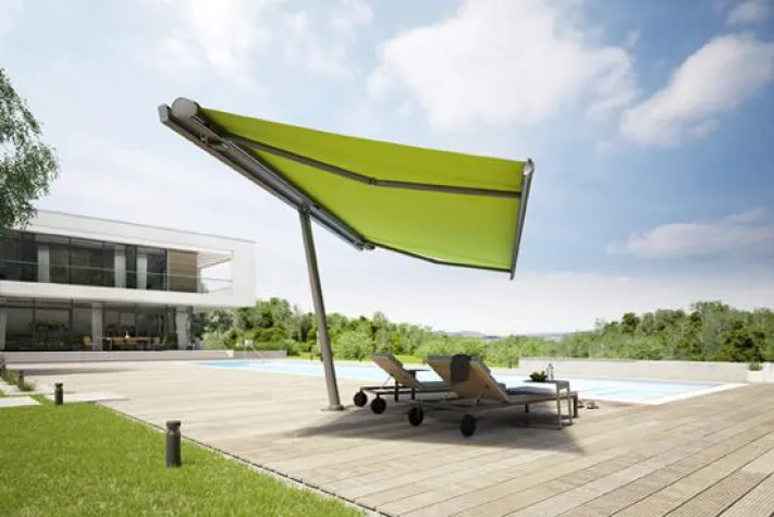 Bild: Der Sonne spielend leicht folgen - Markisenschirm planet von markilux lässt den Schatten mitwandern