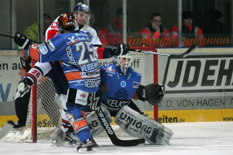 Bild: Der Eishockey-Verein „Iserlohn Roosters“ ist ab sofort mit SAP Business All-in-One erstklassig aufgestellt