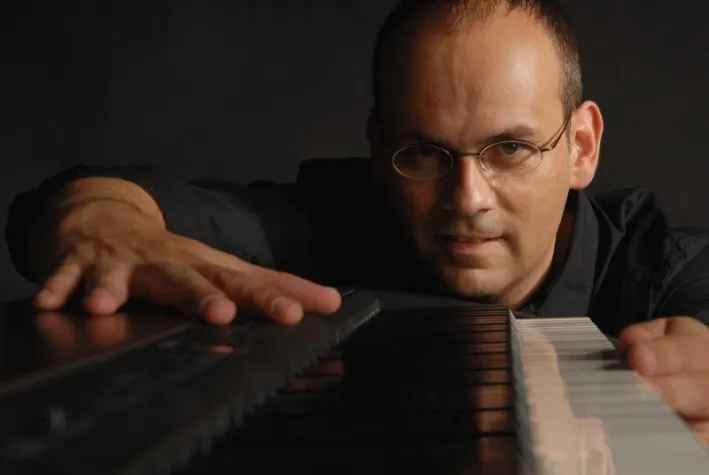 Handgemachte Musik direkt vom Künstler unmittelbar unterstützen Bild: Handgemachte Musik direkt vom Künstler unmittelbar unterstützen