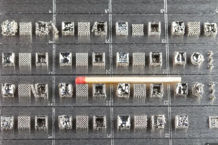 Bild: Legierungen aus dem Laserdrucker