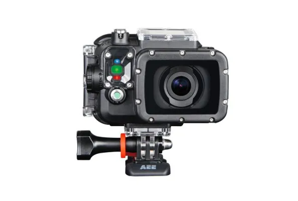 Bild: Mit AEE-Cams besondere Erlebnisse und gewagte Abenteuer festhalten