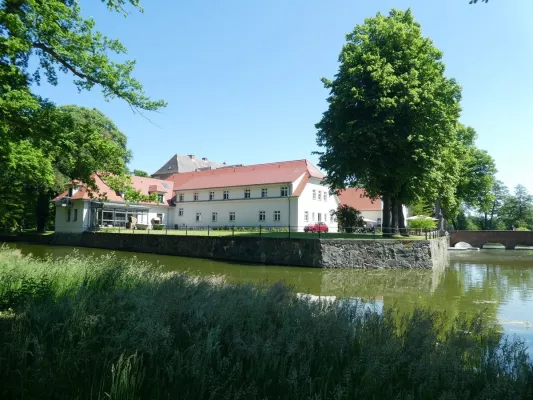 Große Vielfalt vom Wasserschloss Mellenthin Bild: Große Vielfalt vom Wasserschloss Mellenthin