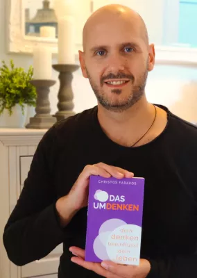 Bild: Bucherscheinung "Das Umdenken - Dein Denken beeinflusst Dein Leben" von Christos Farakos