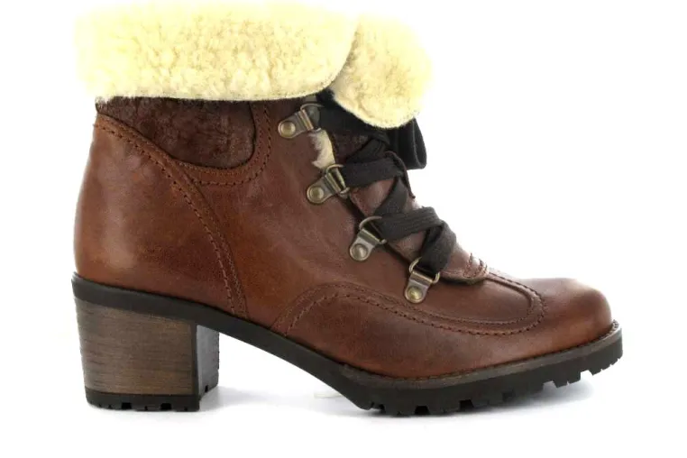 Robuste und gefütterte Schuhe – mit warmen Füßen durch den Winter Bild: Robuste und gefütterte Schuhe – mit warmen Füßen durch den Winter