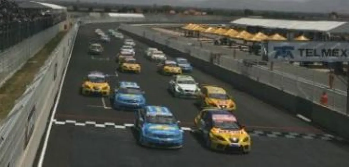 WTCC - Puebla: Priaulx schlägt in Mexiko zurück