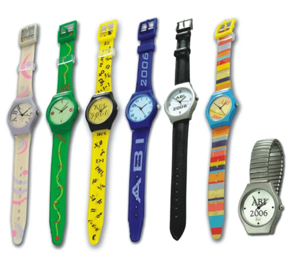 Das ideale Geschenk, modern gestylte Abi-Uhren für jeden Geschmack.