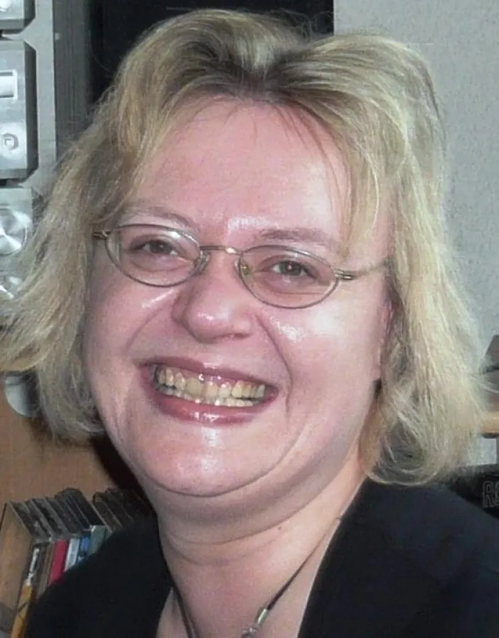 Alexandra Döll