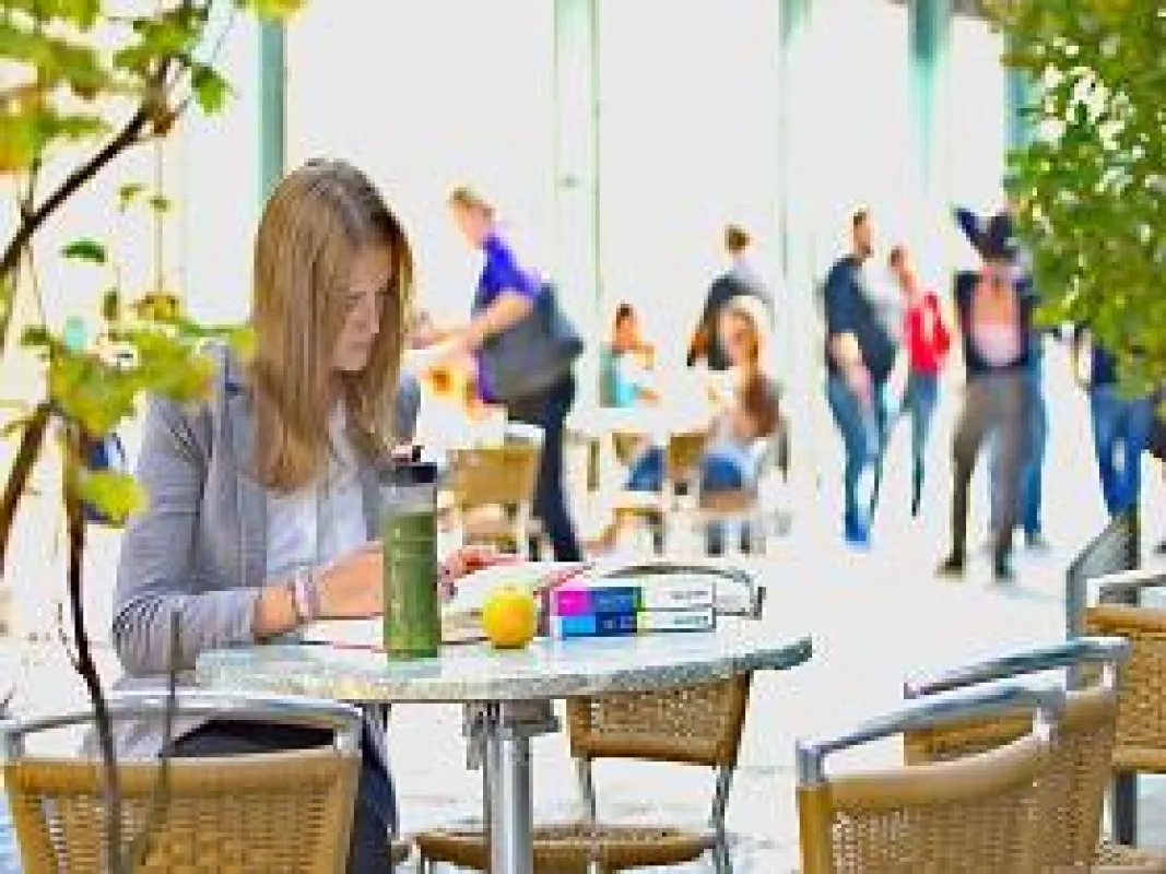 Erholsame Lernpausen zwischendurch geben Power fürs Studium
