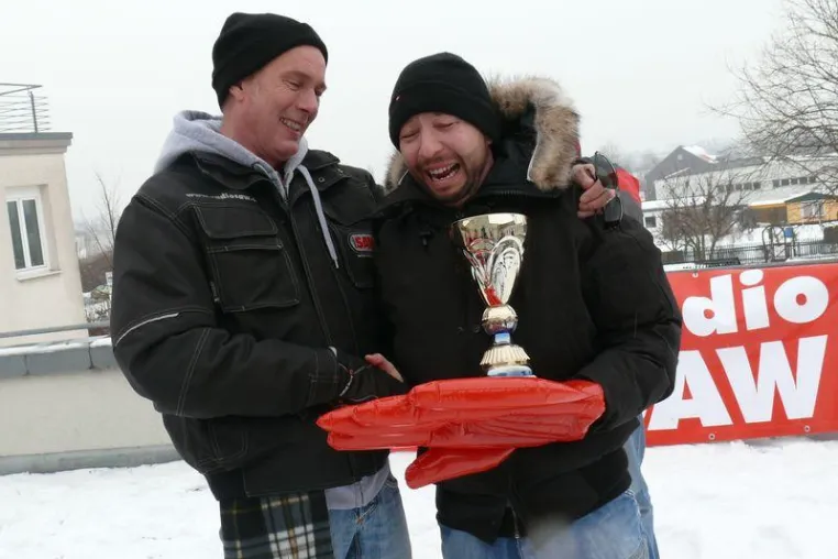 DJ Bobo wird Schneeball-König Bild: DJ Bobo wird Schneeball-König