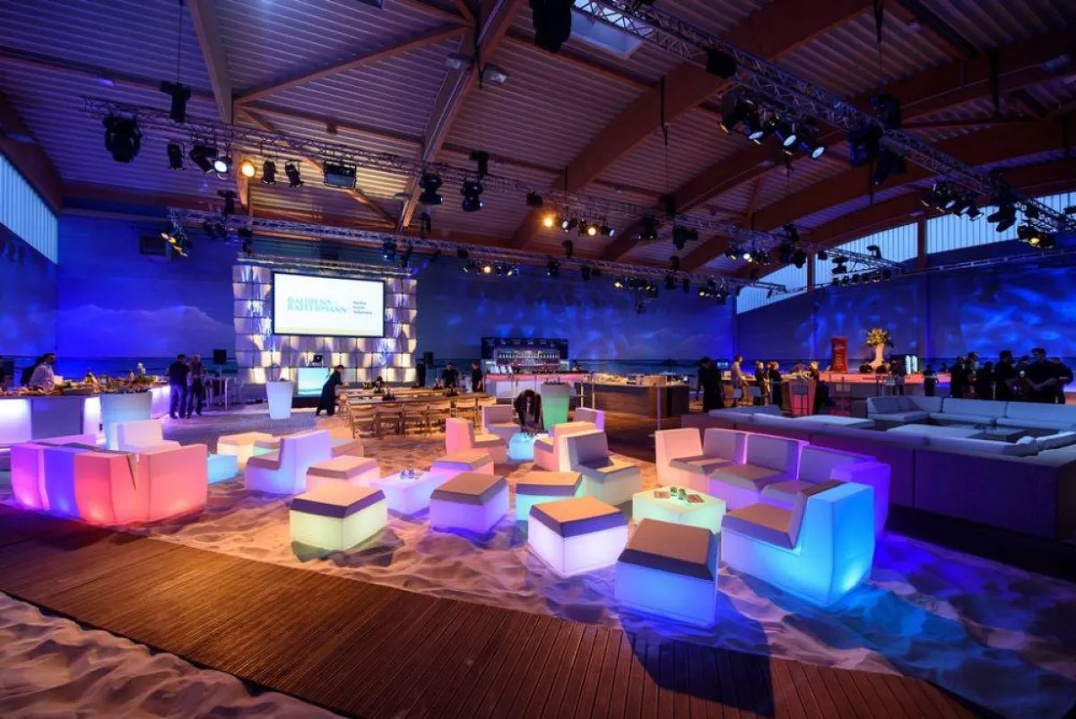 Die hippe Strandparty fand 2016 schon zum achten Mal im Beachcenter statt.