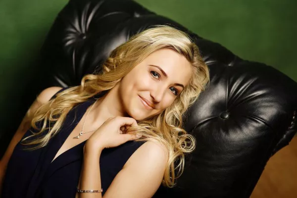 Bild: Pressekontakt der Sängerin Lena Jüngling